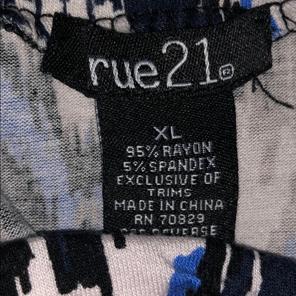 Rue 21 maxi skirt - Picture 2 of 2